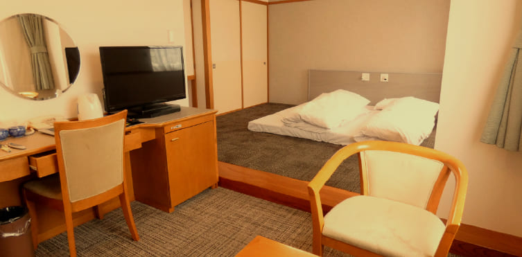 和モダン8畳(3名様)